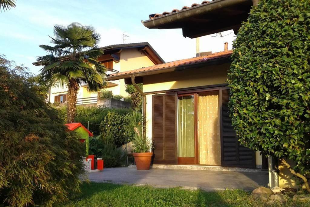 Your Family Home In Luino Exterior photo